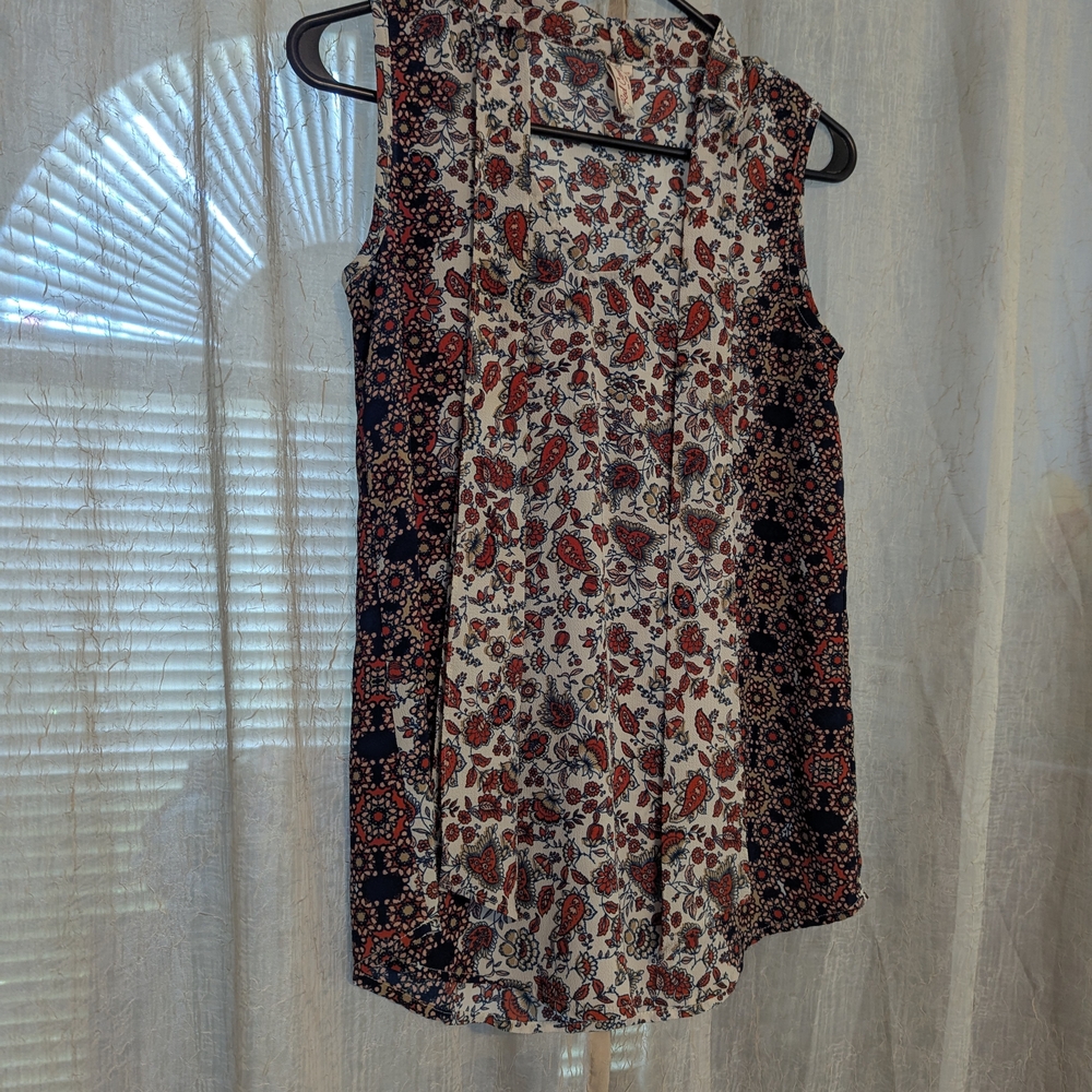 9. Red Camel Multicolored Sleeveless Blouse - XS